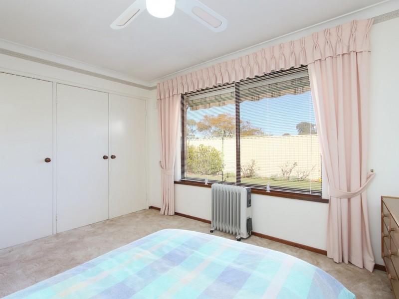 29 Stonecreek Close, Thornlie WA 6108