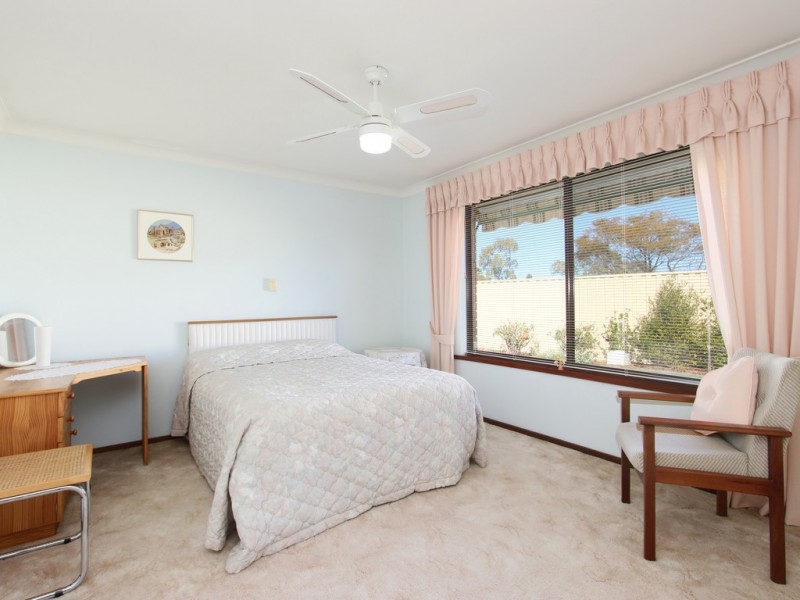 29 Stonecreek Close, Thornlie WA 6108