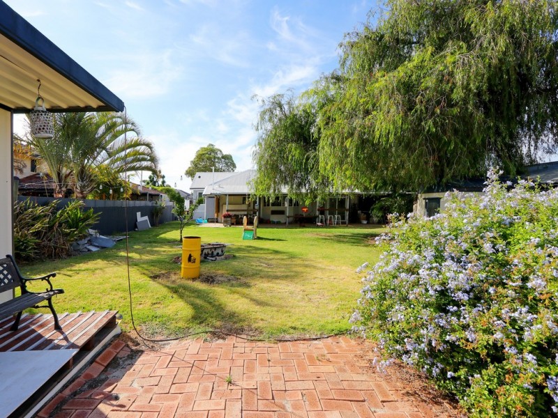 94 Celebration St, Beckenham WA 6107