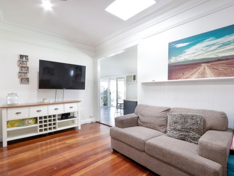 94 Celebration St, Beckenham WA 6107