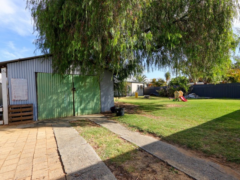 94 Celebration St, Beckenham WA 6107