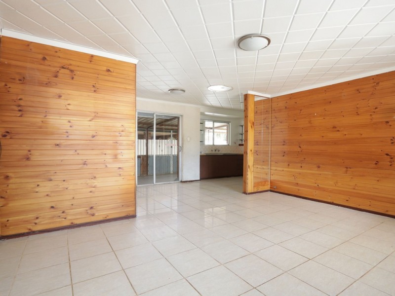 9 Carabeen Road, Maddington WA 6109