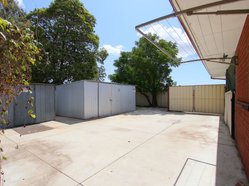9 Carabeen Road, Maddington WA 6109
