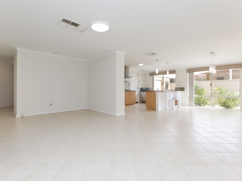 115 Gateway Blvd, Canning Vale WA 6155