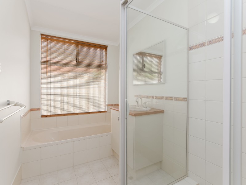 115 Gateway Blvd, Canning Vale WA 6155