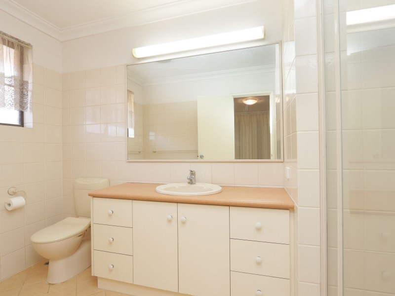 26 Crusader Drive, Thornlie WA 6108
