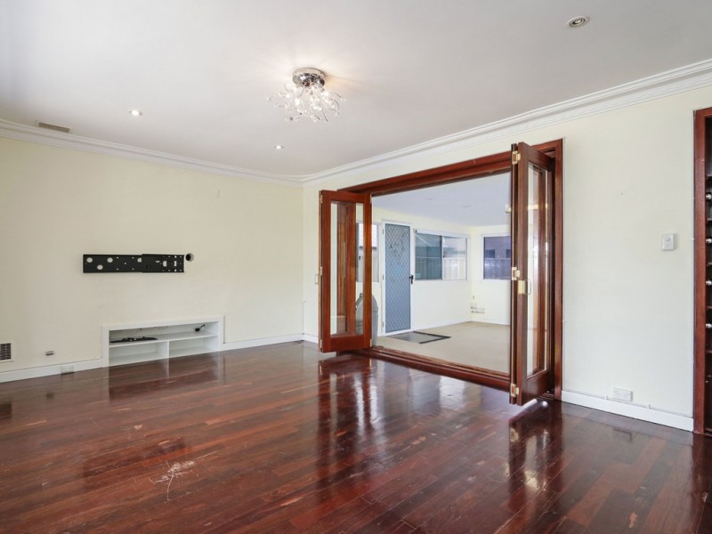 40A Brixton Street, Beckenham WA 6107