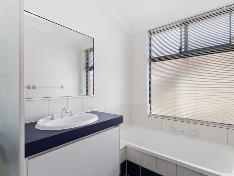 179 Crawford St, East Cannington WA 6107