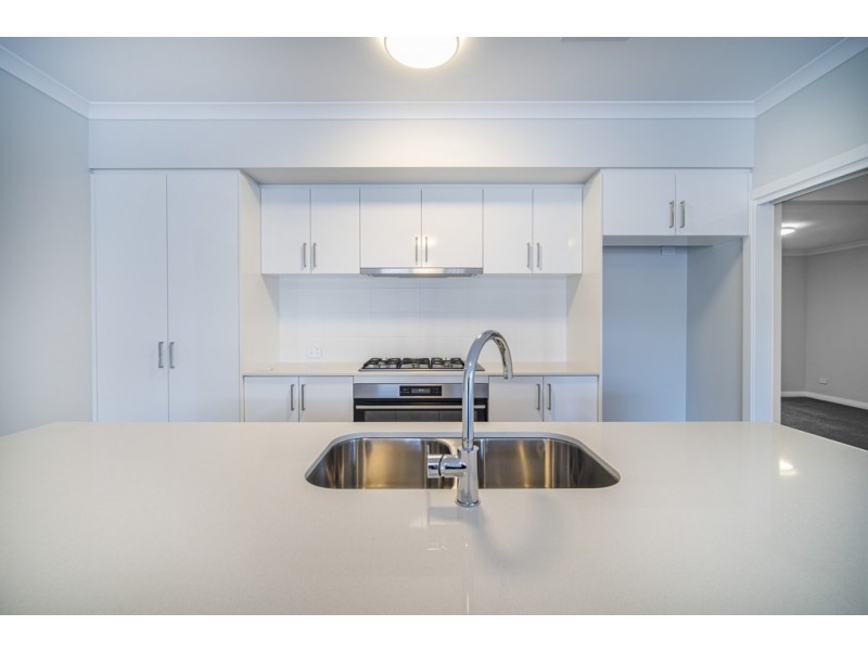 38B Jubilee St, Beckenham WA 6107