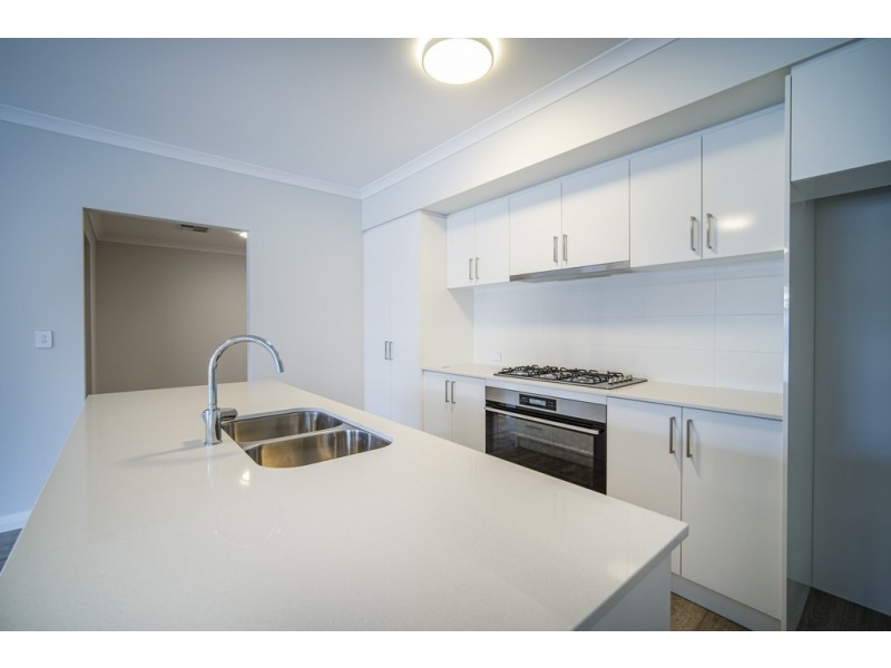 38B Jubilee St, Beckenham WA 6107