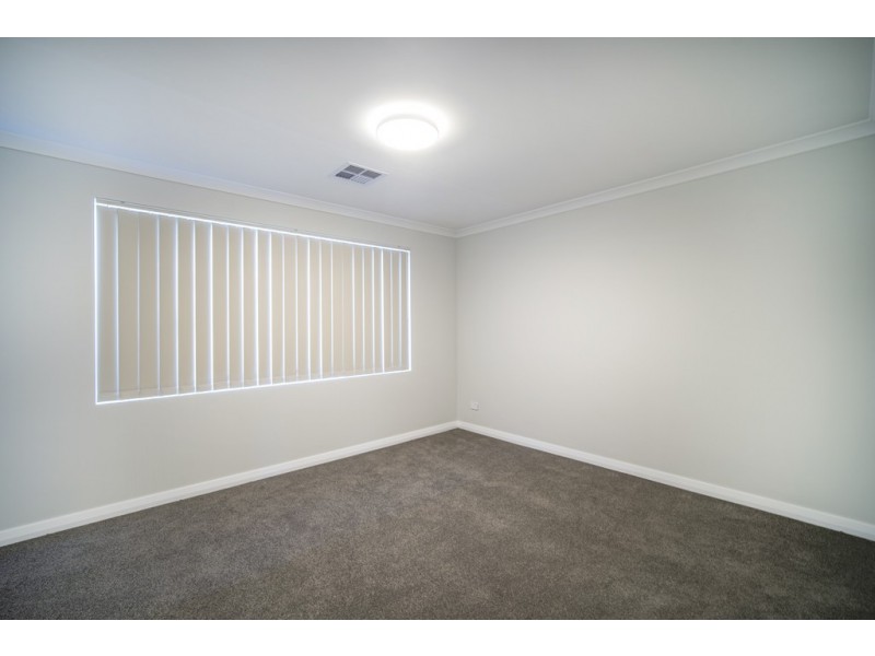 38B Jubilee St, Beckenham WA 6107