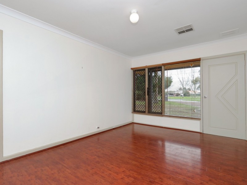 11a Upton Place, Langford WA 6147