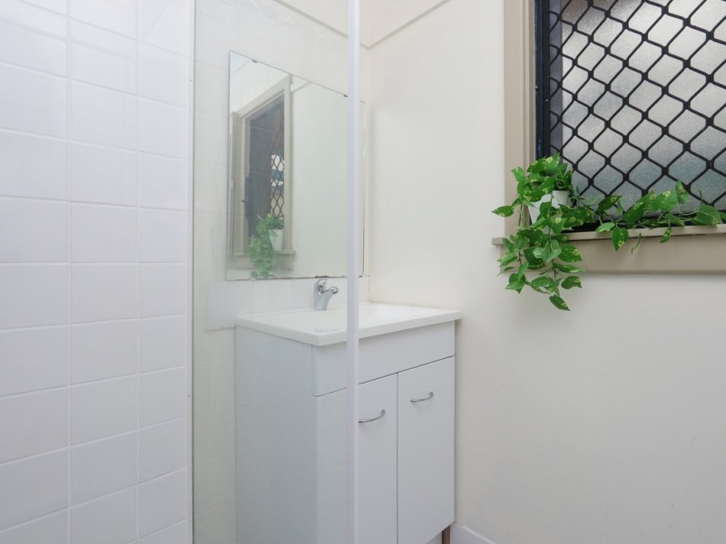 11a Upton Place, Langford WA 6147