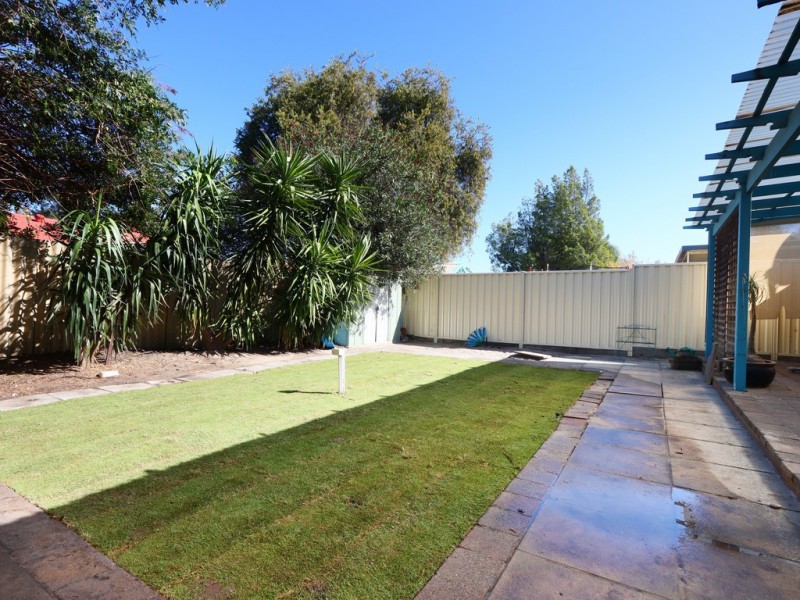 11a Upton Place, Langford WA 6147