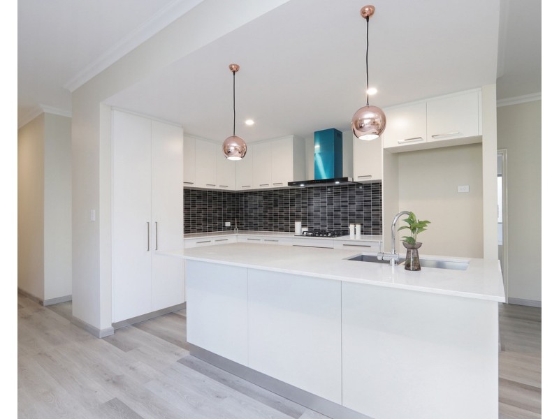 1-6/111-113 Sevenoaks Street, Bentley WA 6102