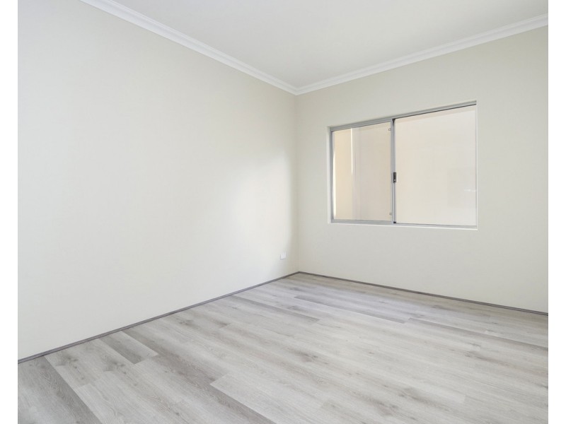 1-6/111-113 Sevenoaks Street, Bentley WA 6102