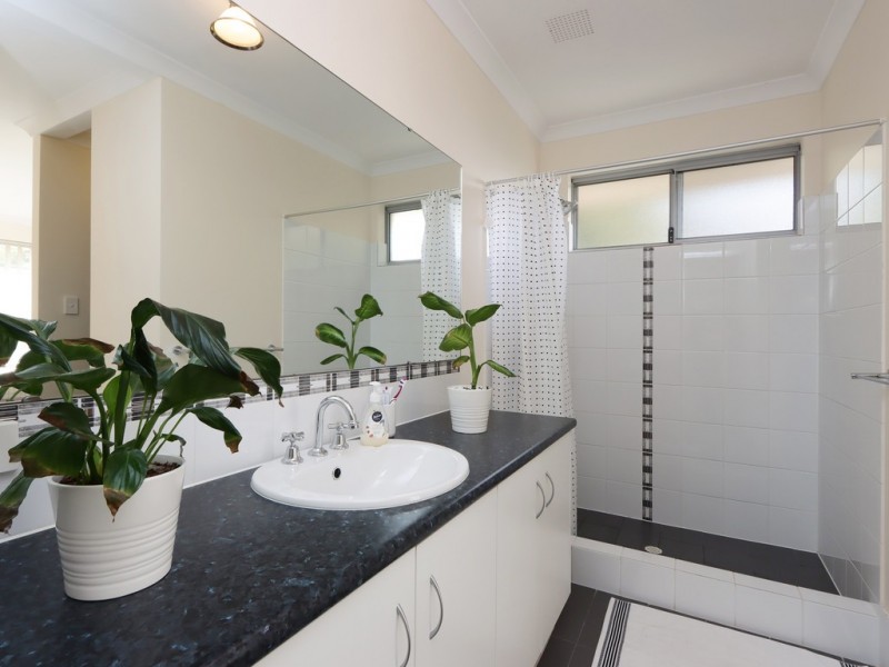 40B Highbury Crescent, Beckenham WA 6107