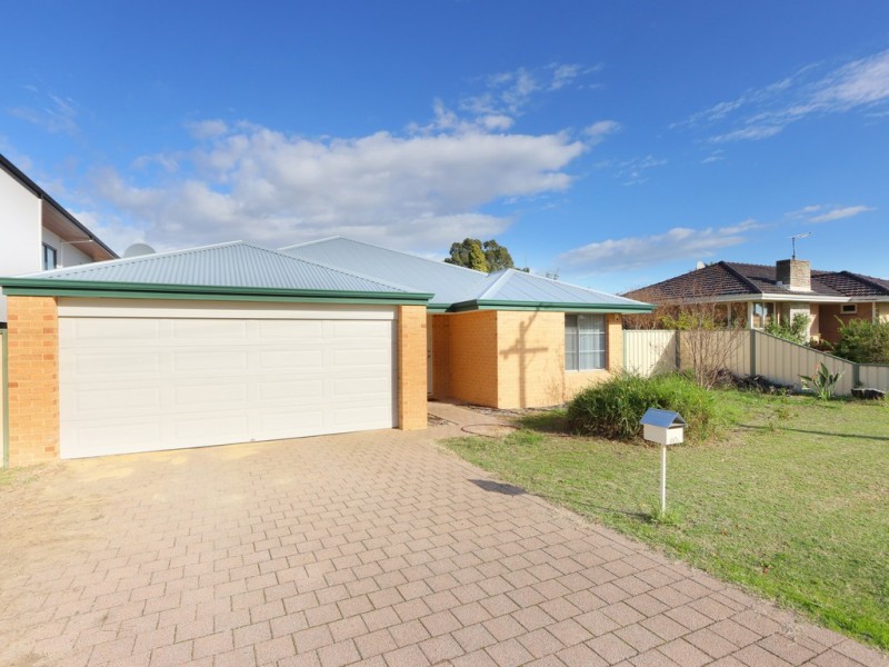 40B Highbury Crescent, Beckenham WA 6107