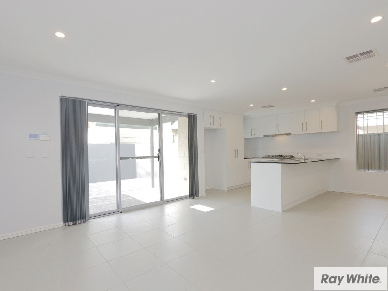 9B Halsey Close, Cannington WA 6107