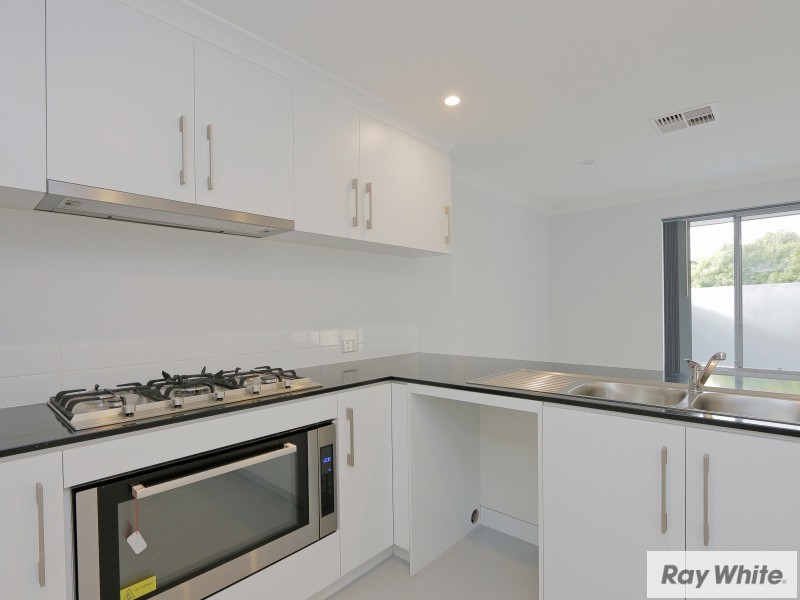 9A Halsey Close, Cannington WA 6107