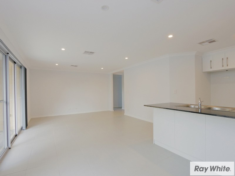 9A Halsey Close, Cannington WA 6107