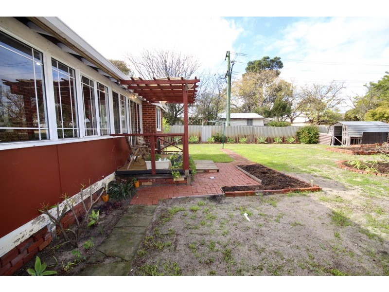 91 Manning Road, Manning WA 6152