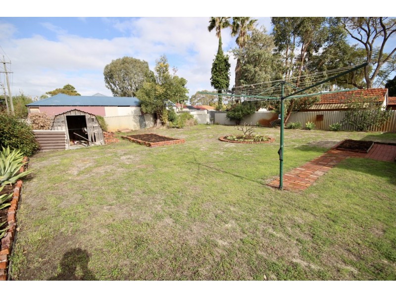 91 Manning Road, Manning WA 6152