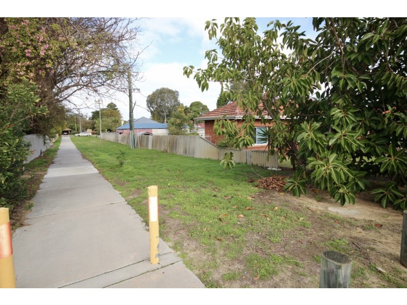 91 Manning Road, Manning WA 6152