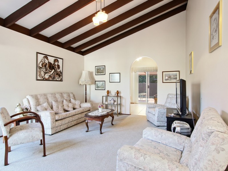 12 Eudanda Place, Cannington WA 6107