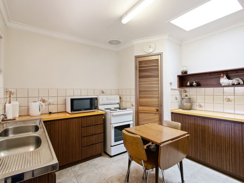 12 Eudanda Place, Cannington WA 6107