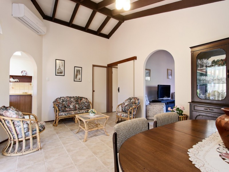 12 Eudanda Place, Cannington WA 6107