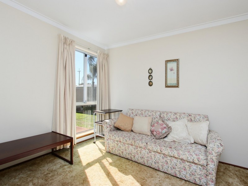 12 Eudanda Place, Cannington WA 6107