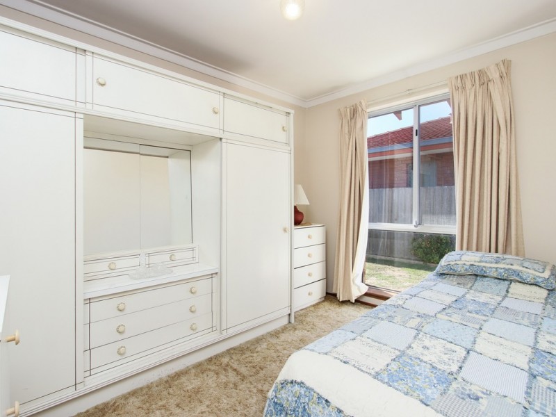 12 Eudanda Place, Cannington WA 6107