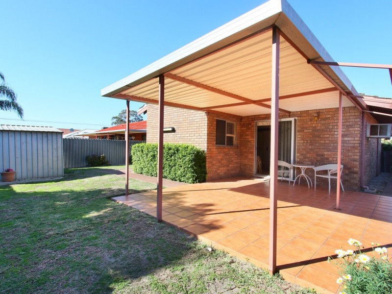 12 Eudanda Place, Cannington WA 6107