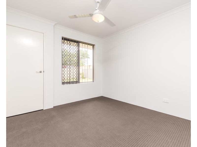 9/11 Brookland Street, Beckenham WA 6107