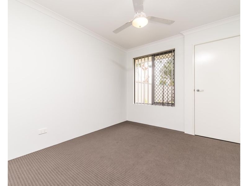 9/11 Brookland Street, Beckenham WA 6107