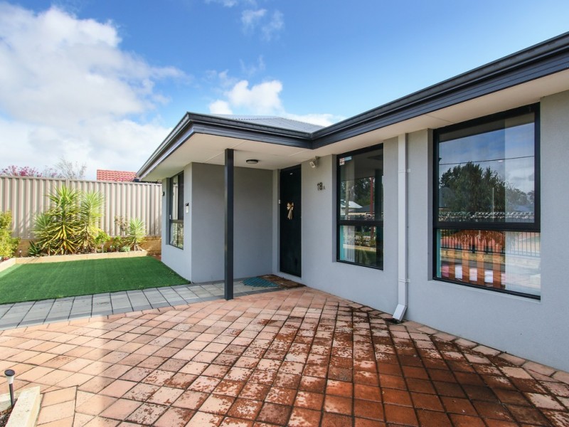 18A Sydenham St, Beckenham WA 6107