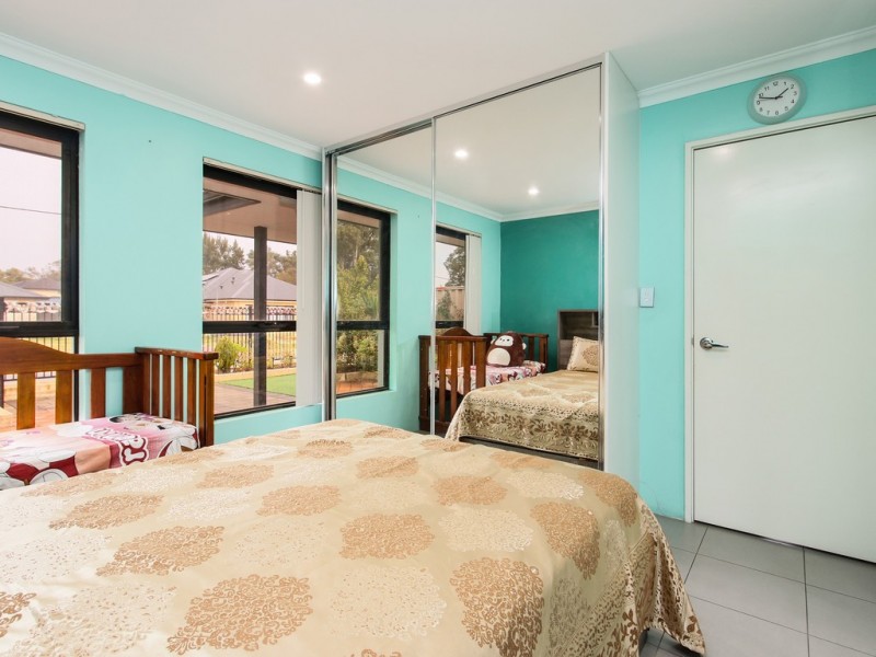 18A Sydenham St, Beckenham WA 6107