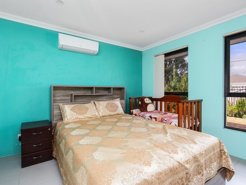 18A Sydenham St, Beckenham WA 6107