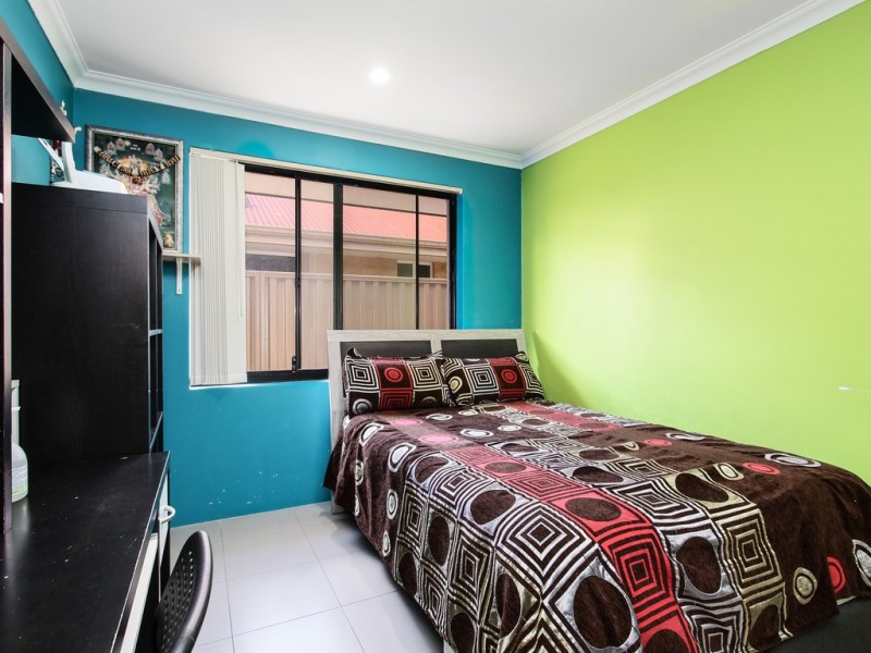 18A Sydenham St, Beckenham WA 6107