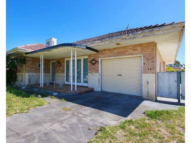 14 Mallard Way, Cannington WA 6107