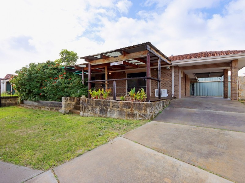 13 Mulline Court, Maddington WA 6109