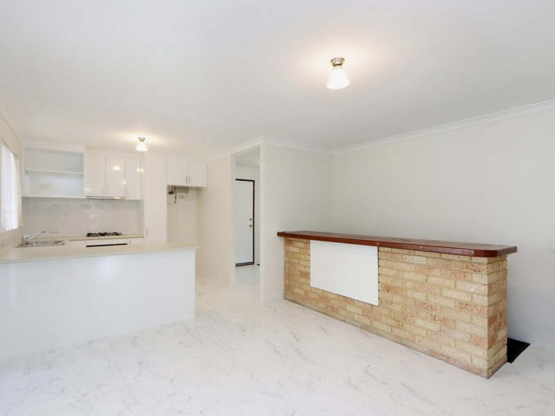 13 Mulline Court, Maddington WA 6109