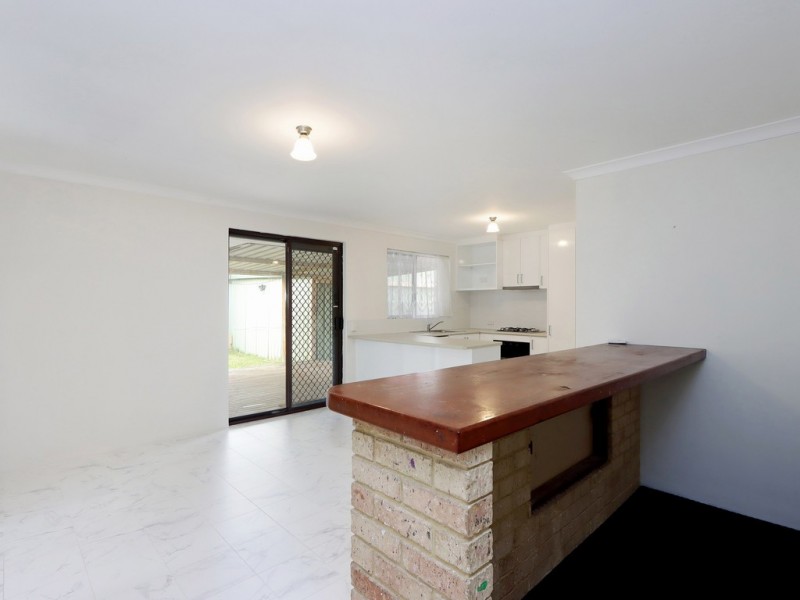 13 Mulline Court, Maddington WA 6109