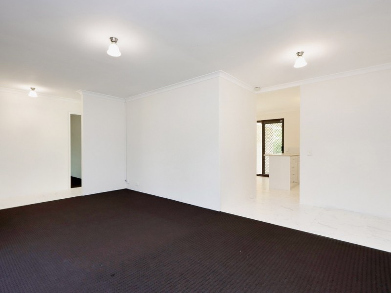 13 Mulline Court, Maddington WA 6109