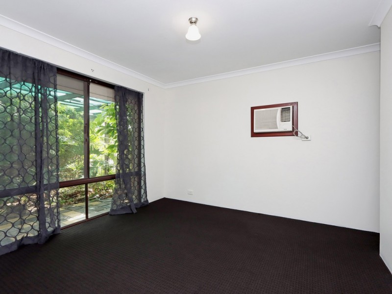 13 Mulline Court, Maddington WA 6109