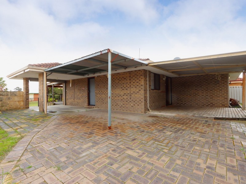 13 Mulline Court, Maddington WA 6109