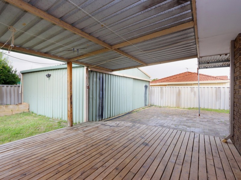 13 Mulline Court, Maddington WA 6109