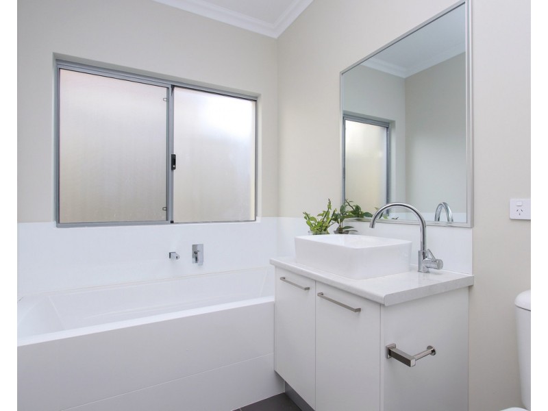 Lot 3/111-113 Sevenoaks Street, Bentley WA 6102