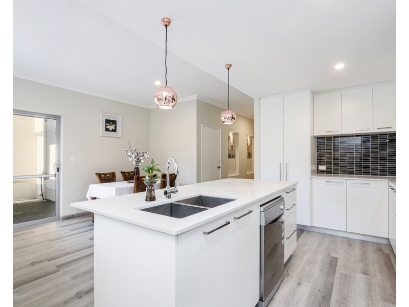 Lot 4/111-113 Sevenoaks Street, Bentley WA 6102